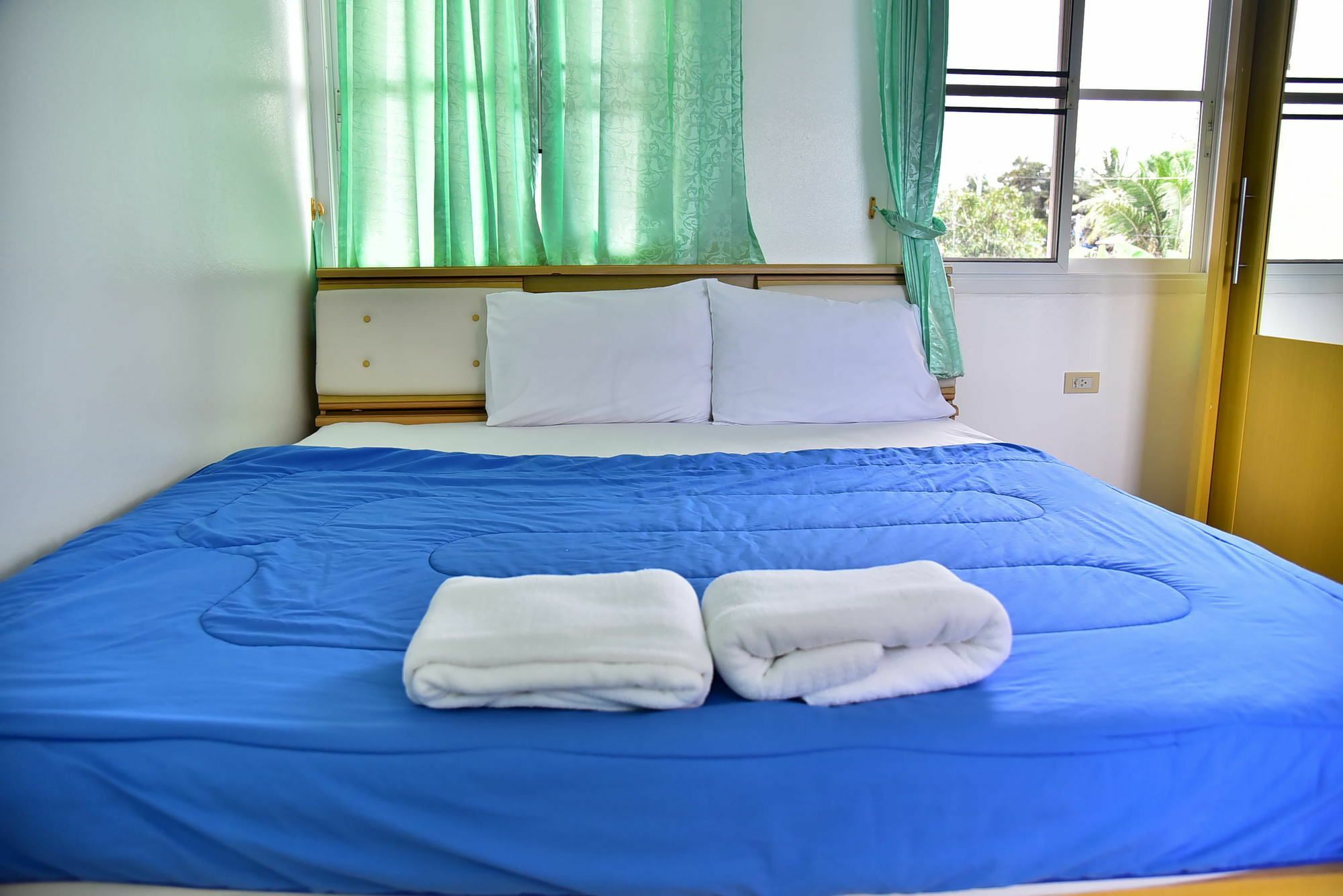 Sun Beach Guesthouse Prachuap Khiri Khan Dış mekan fotoğraf