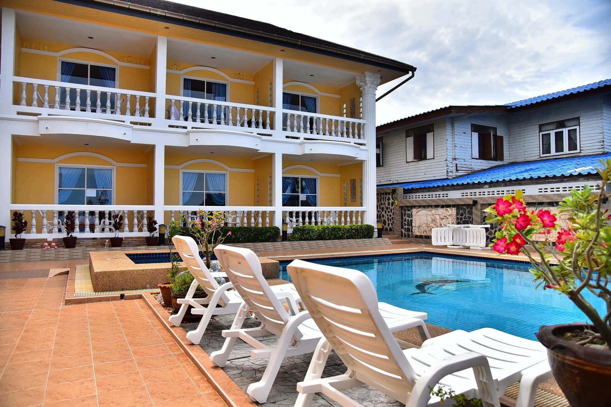 Sun Beach Guesthouse Prachuap Khiri Khan Dış mekan fotoğraf